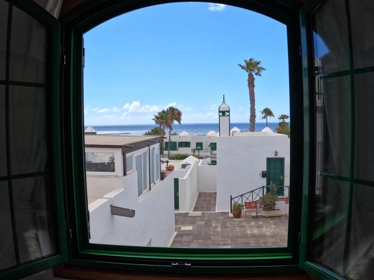 Cozy Waterman Beach House Costa Teguise Bagian luar foto