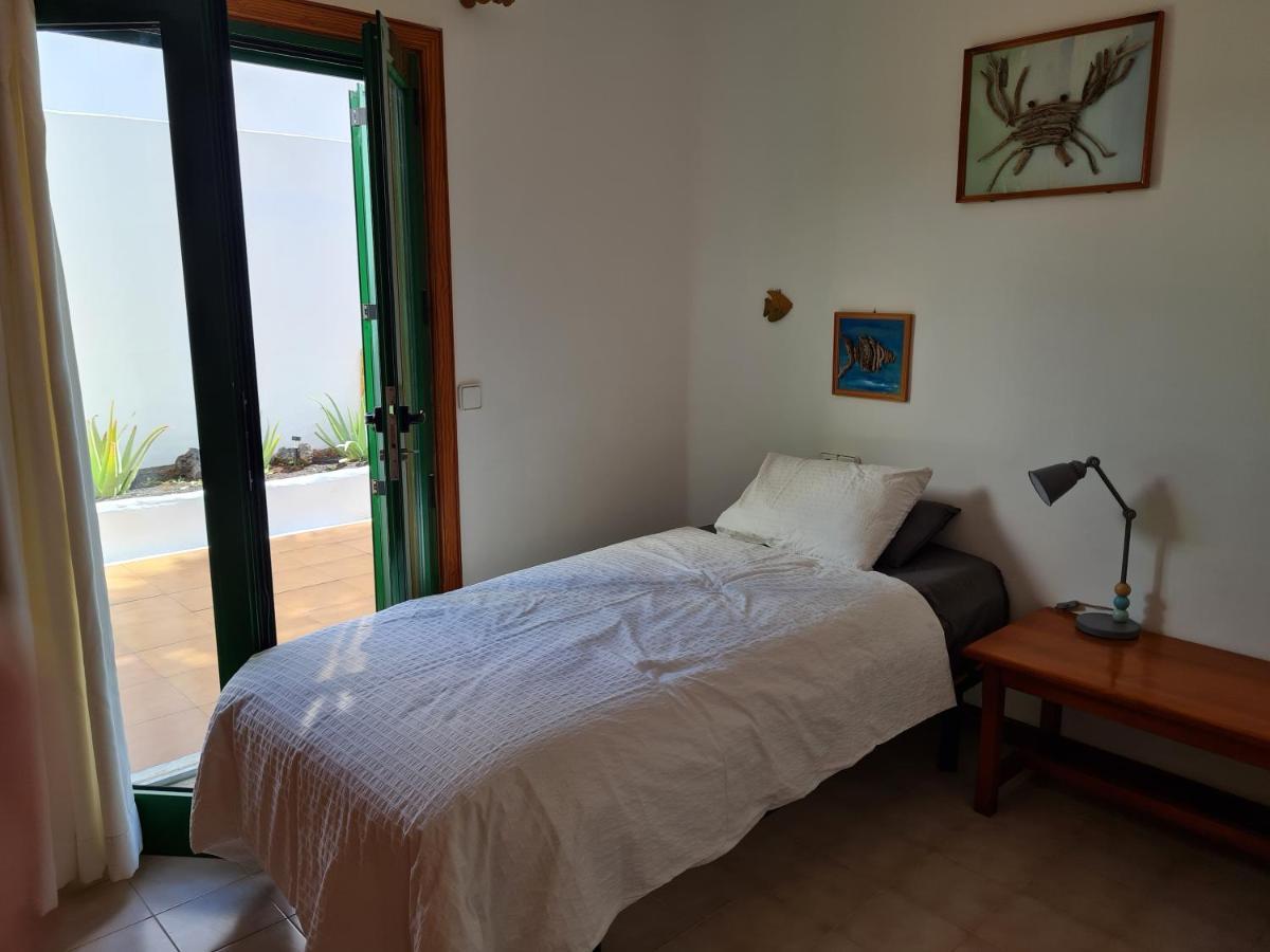 Cozy Waterman Beach House Costa Teguise Bagian luar foto