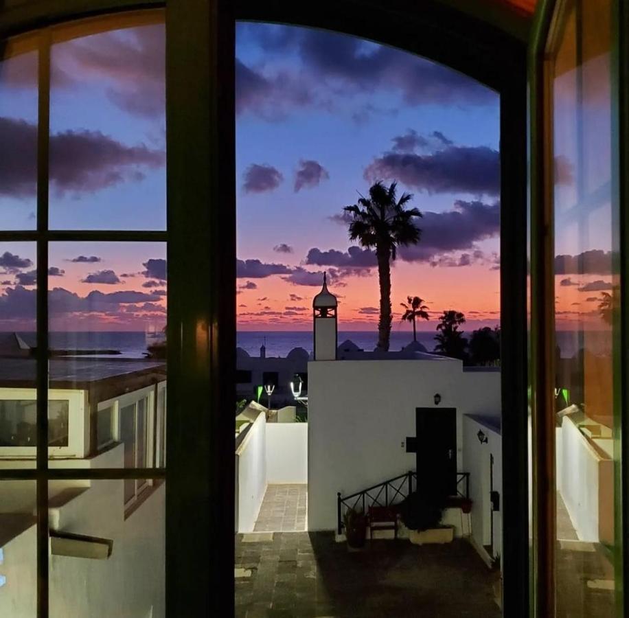 Cozy Waterman Beach House Costa Teguise Bagian luar foto